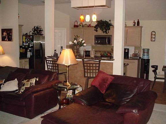 4th image of 1218 Asherton Way