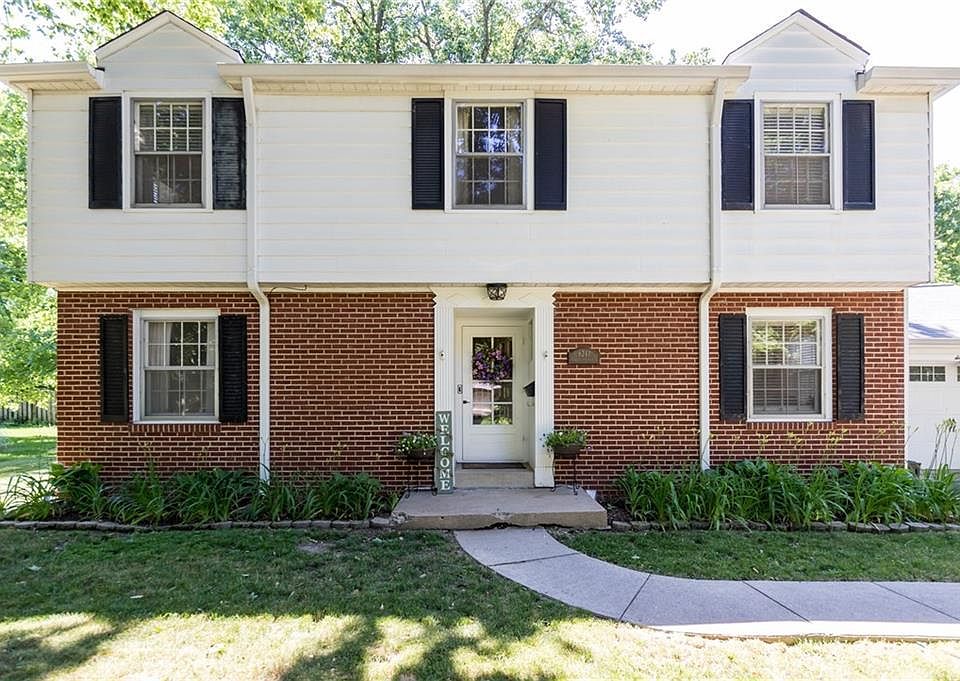 1st image of 6241 Burlington Ave