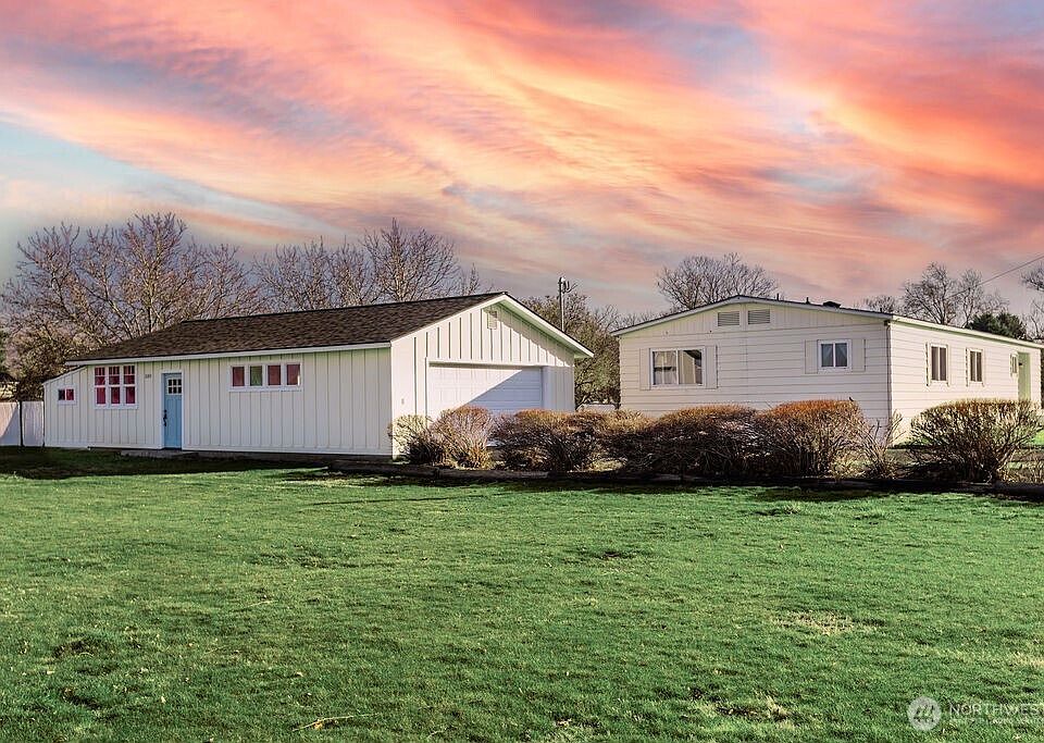 1st image of 3265 Pioneer Drive