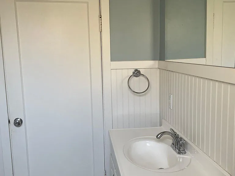 828 N 2nd St — Photo 12