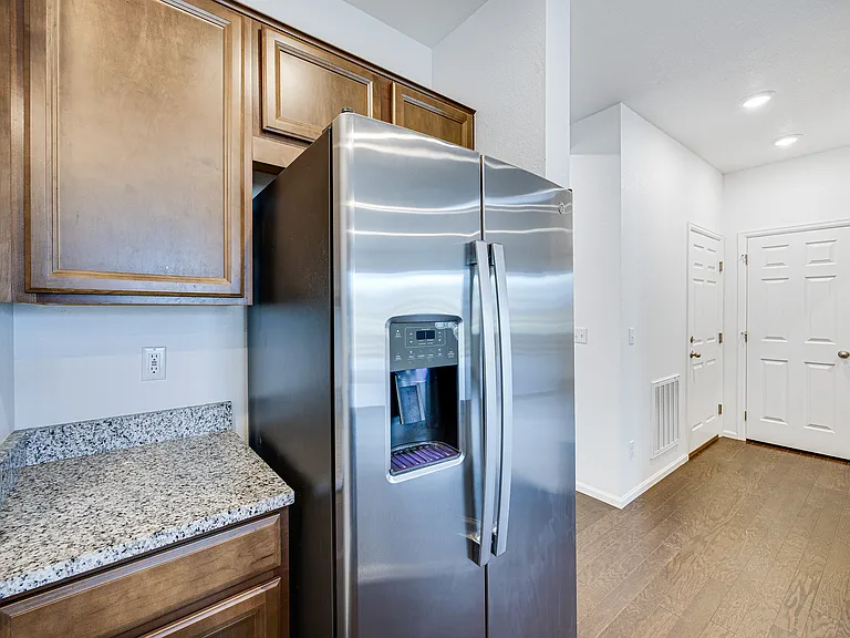 535 Silver Rock Trl — Photo 10