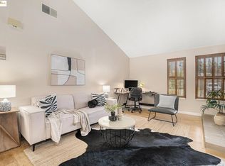 1039 Village Oaks Dr, Martinez, CA 94553