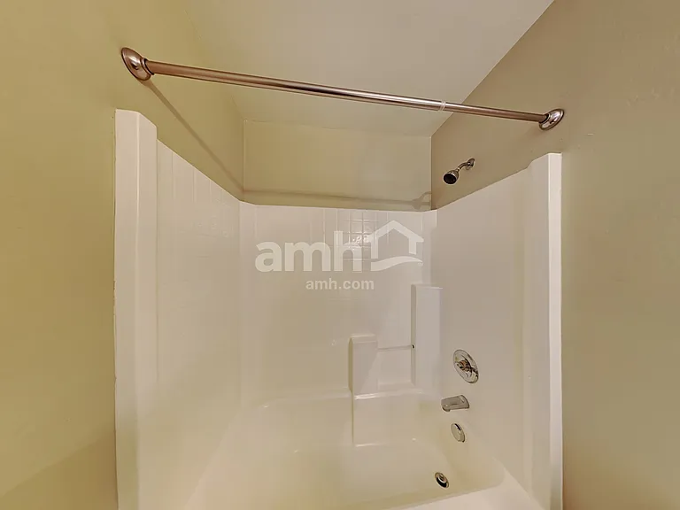 10859 W Locust Ln — Photo 20