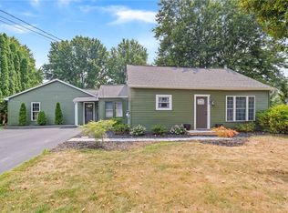 2066 Ridge Rd, Ontario, NY 14519