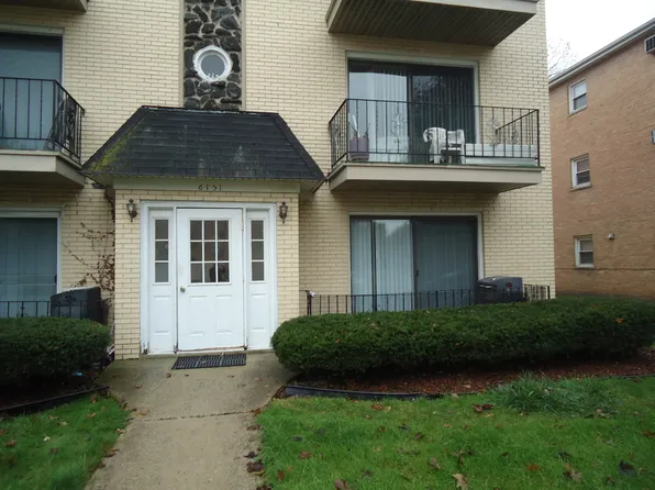 6151 Marshall Ave APT 1W, Chicago Ridge, IL 60415