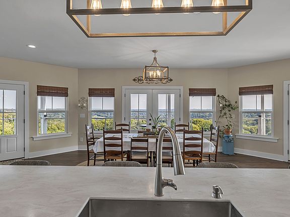 8th image of 2770 E Sheepneck Rd