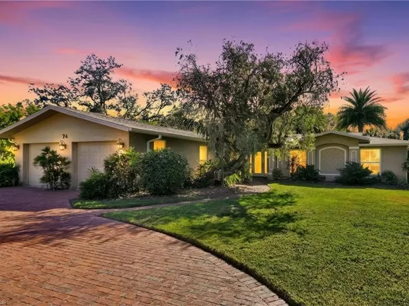 74 Aqua LN, NORTH FORT MYERS, FL 33903
