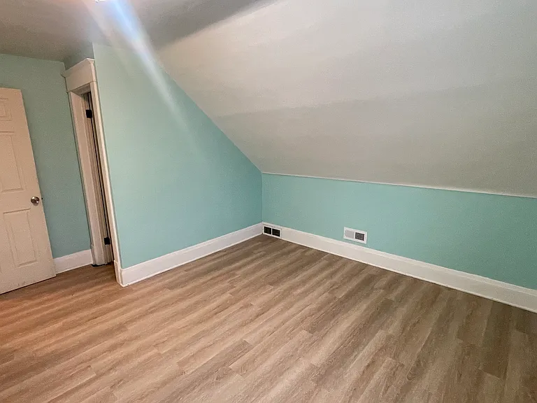 473 Olympic Ave — Photo 10