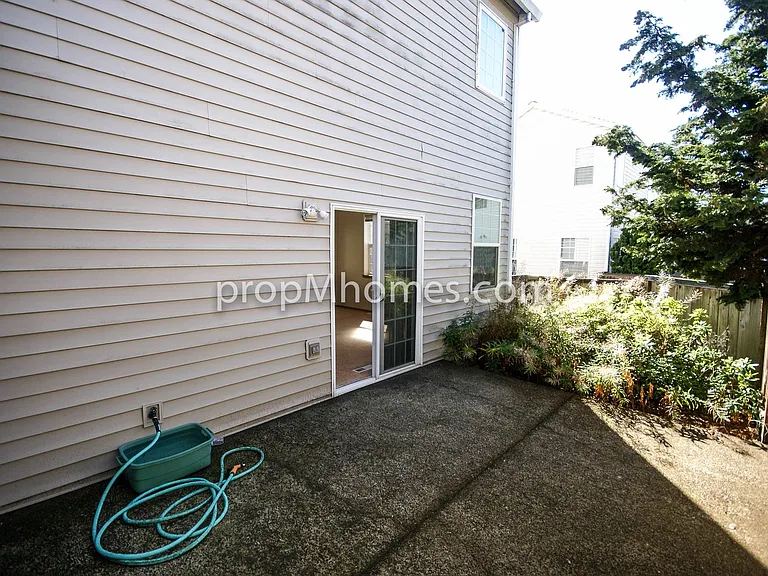 15045 SE Elm Park Dr — Photo 20