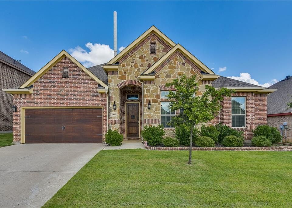 1st image of 1005 Nail Ln