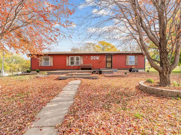 4720 W Pleasant Hill Rd, Salina, KS 67401