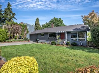 3530 NE 94th St, Seattle, WA 98115