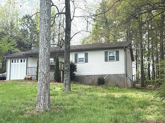 2nd image of 60 Arnold Rd NW