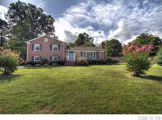 1221 Hartford Ave, Charlotte, NC 28209