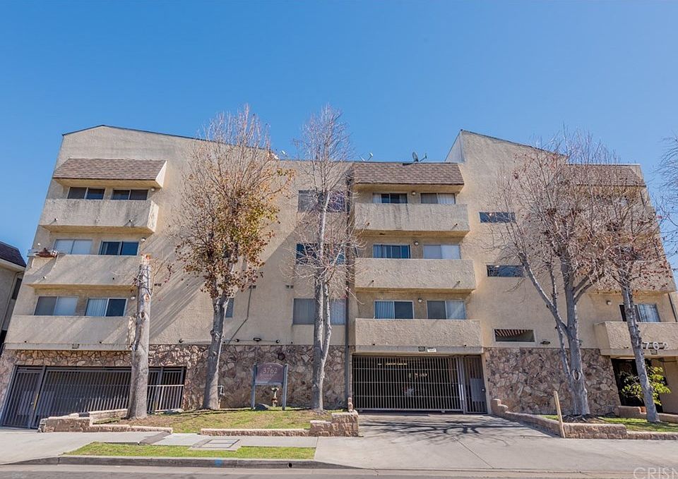 1st image of 3762 Hughes Ave Unit 212