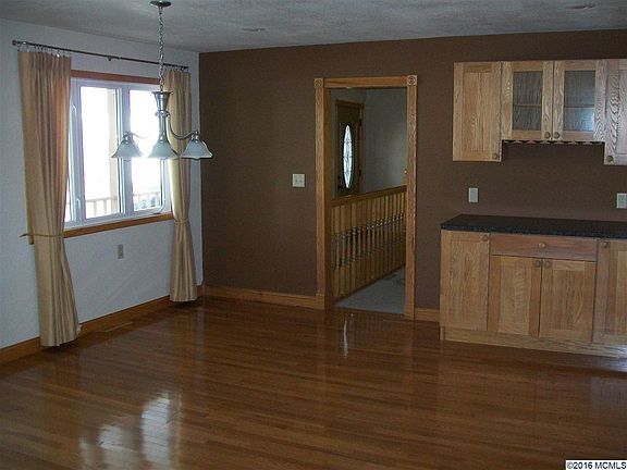 4th image of 17191 190th St