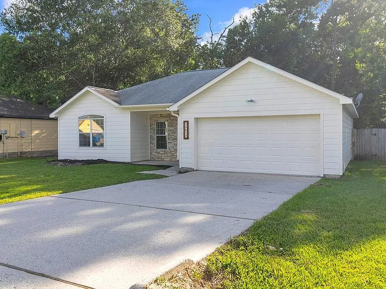 16413 Danika Oak Dr — Photo 2