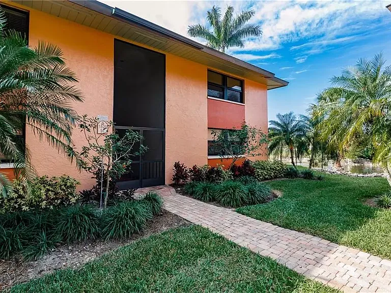 1520 Mainsail Dr #3 — Photo 4