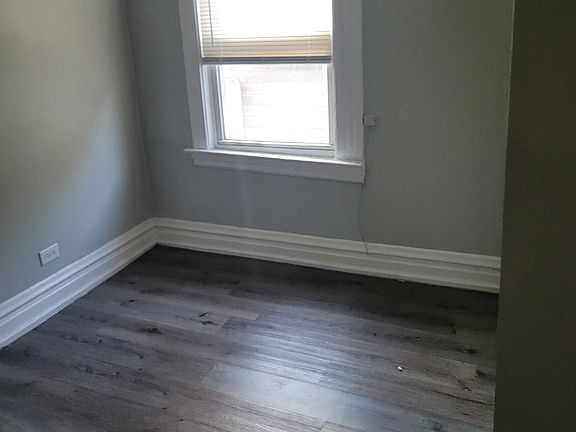 3rd image of 1443 N Bell Ave APT 3