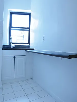 Rented by City & Suburban | media 18