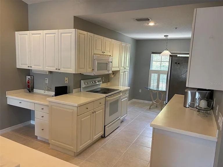 6870 Fairview Ter #6870 — Photo 4