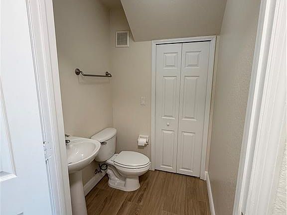 5th image of 9051 Gervais CIR #1508