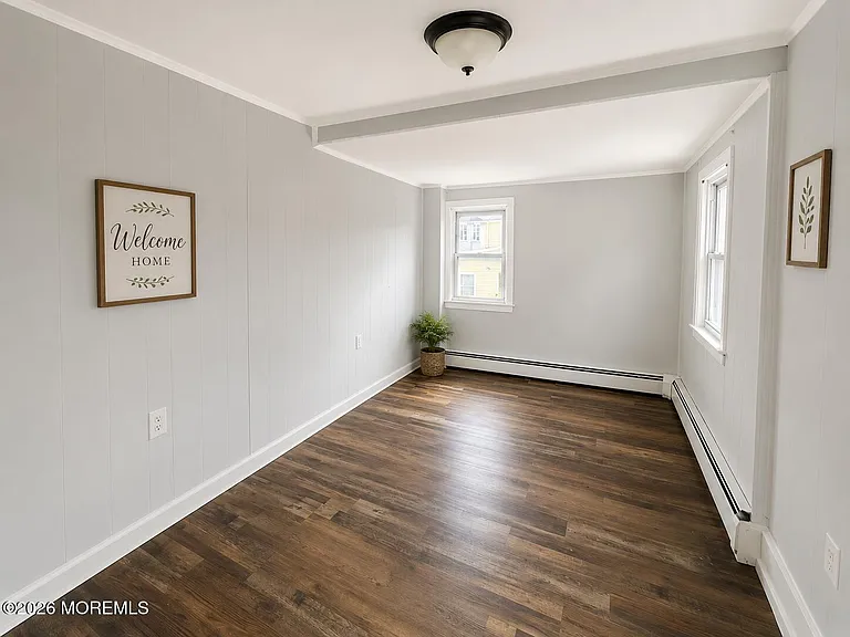 135 Whitehead Ave #UPSTAIRS — Photo 6