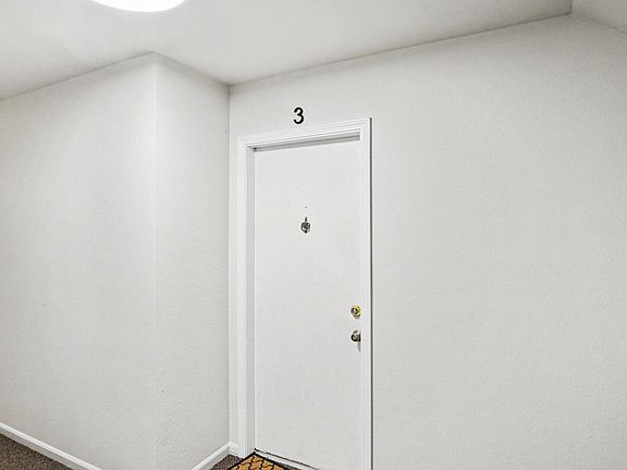 4th image of 6712 Cascade Rd SE #15