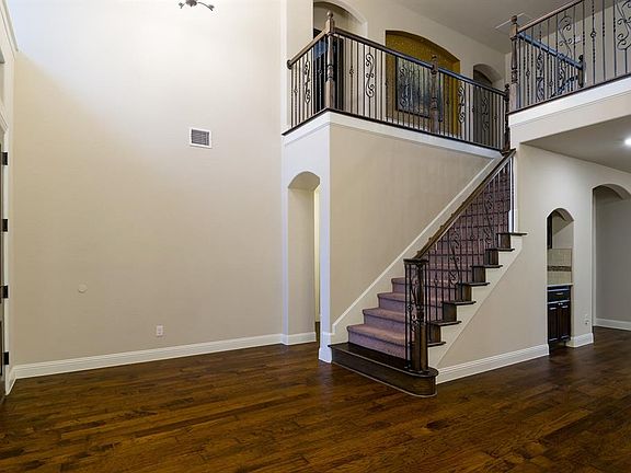 2nd image of 13711 Clusterberry Dr