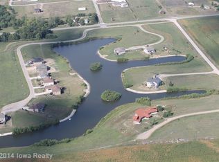 301 Highvue Ter, Dallas Center, IA 50063