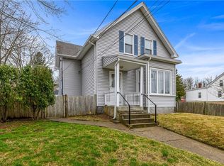 92 Saint Paul St, North Smithfield, RI 02896