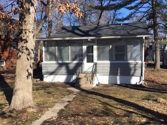 1st image of 26634 W Elmwood Ave