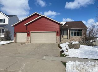 2815 Tomah Pl NW, Rochester, MN 55901