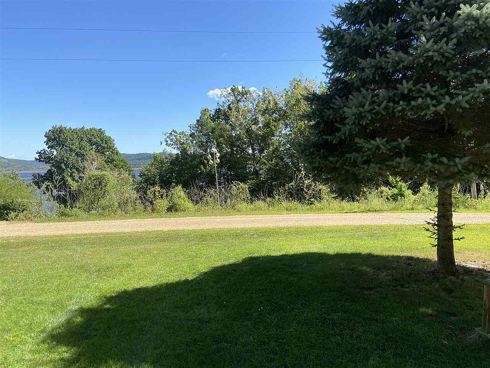 2nd image of River View Rd