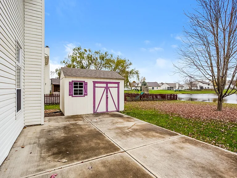 279 Brookview Dr — Photo 16