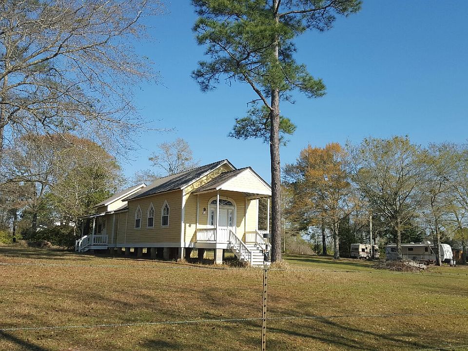 2nd image of 22075 Riendeau Ln