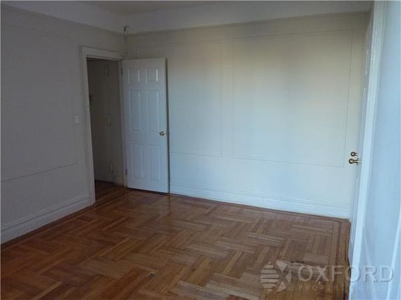 5th image of 490 E 23rd St APT E5