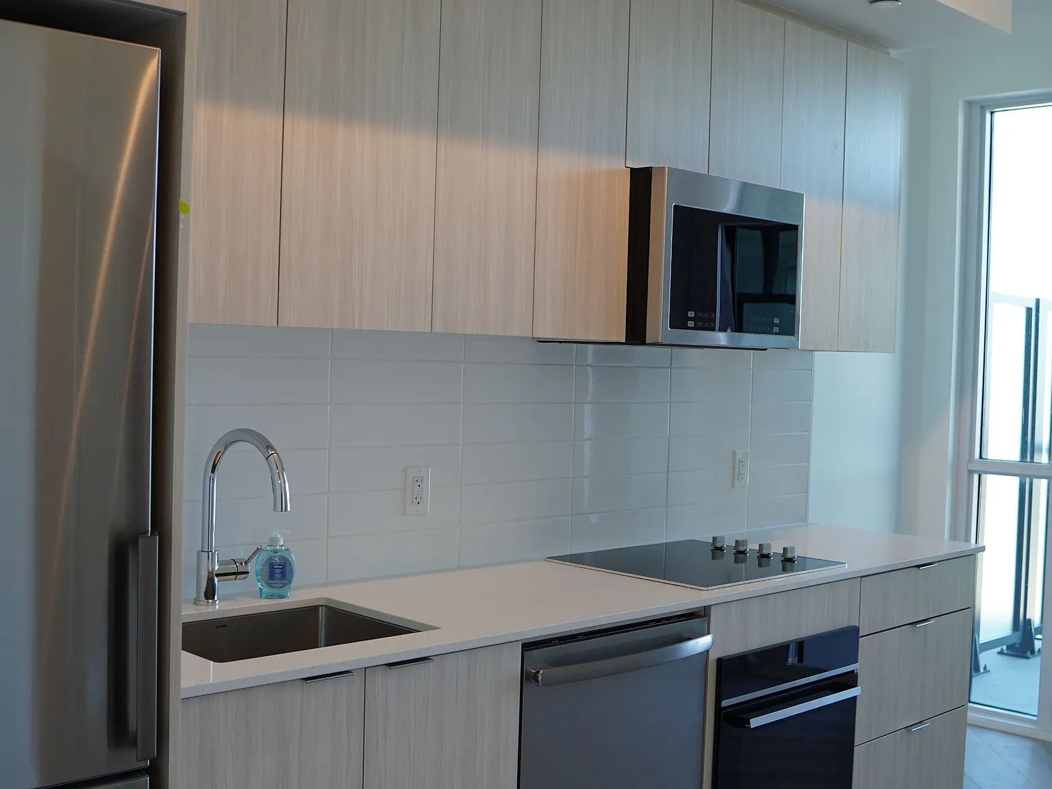 2 bed, $2,100 — Photo 3