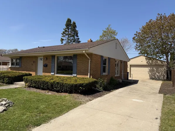 1010 Shorecrest DRIVE, Racine, WI 53402