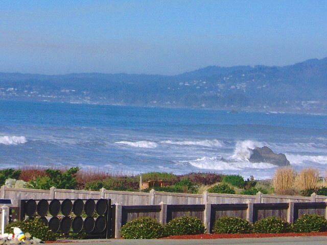 1st image of 260 Shoreline Dr
