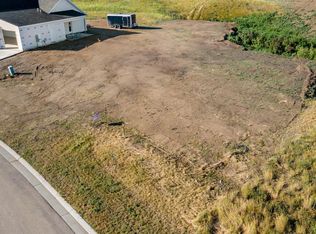 9 Ridgeview Ct, Burlington, ND 58722