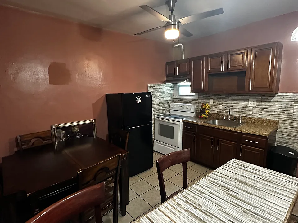 2903 N Hancock St #2