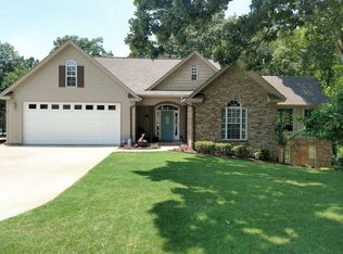 277 Autumn Springs Rd, Deatsville, AL 36022