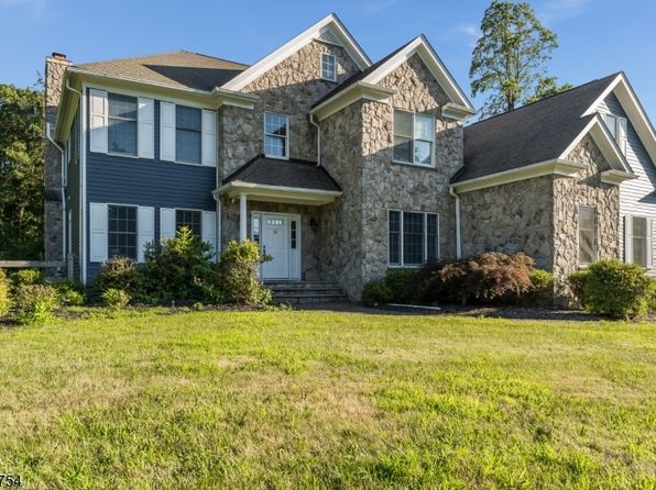 93 Bissell Rd #A