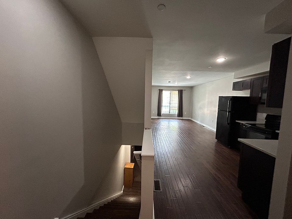 2nd image of 1702 N 18th St APT A