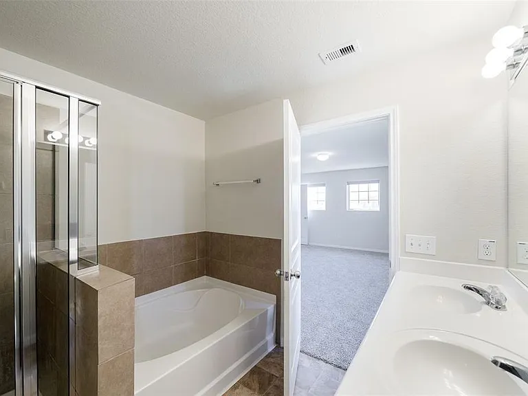 15810 Mountain Willow Way — Photo 12