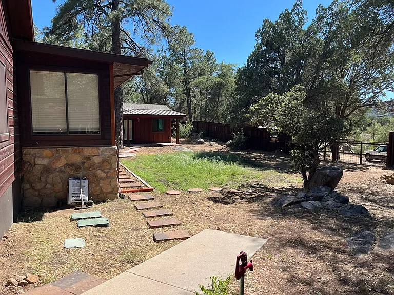 318 Sunset Park Dr — Photo 31