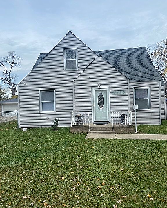 1st image of 2323 N Hawthorne Ave