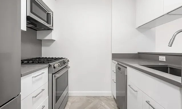 111 E 115th St #4-E — Photo 1