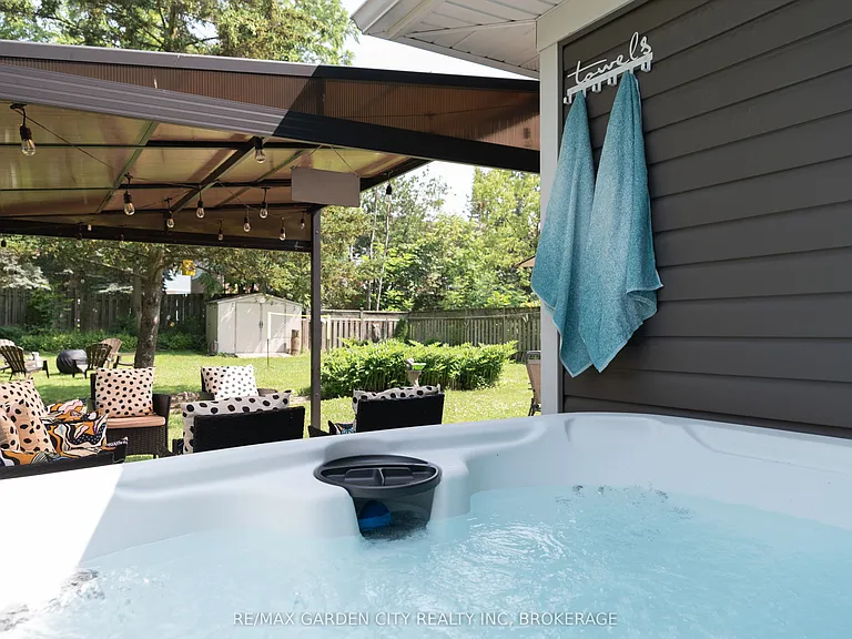 5853 McLeod Rd — Photo 24